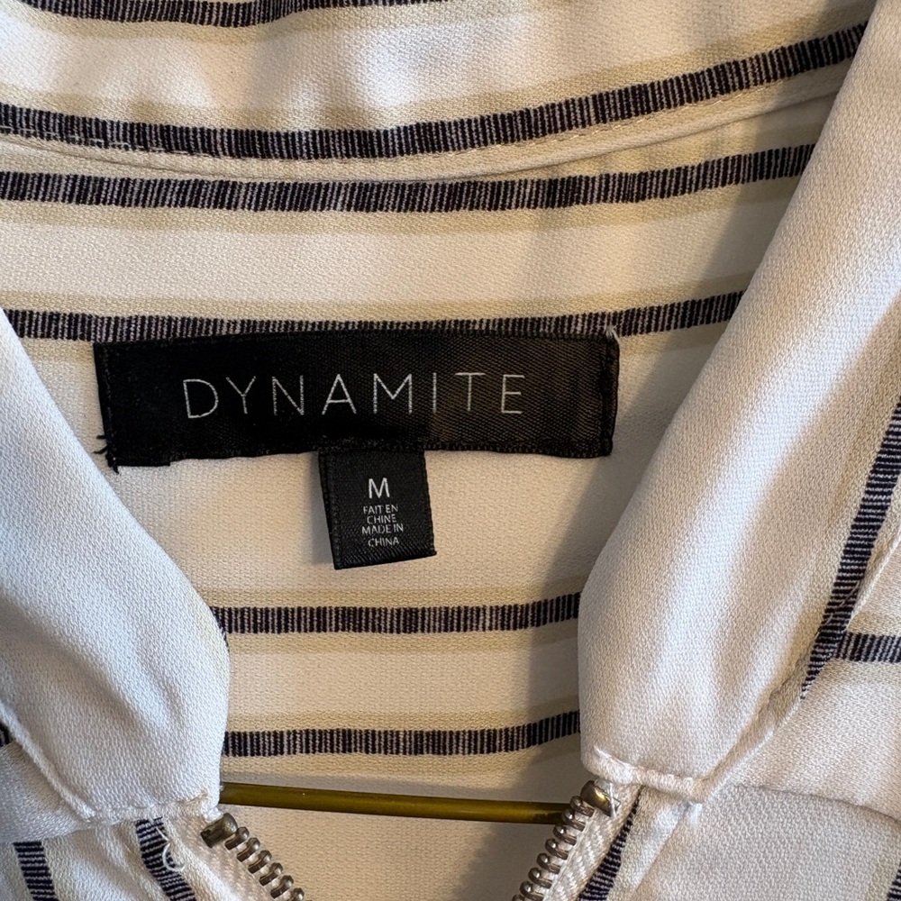 🚨3/$30🌟🎉 3 Dynamite Long Sleeve, short Dress’. - Picture 3 of 9